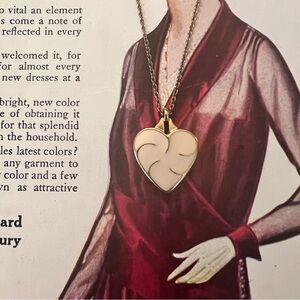 Vintage Monet Gold/Cream Heart Pendant Necklace